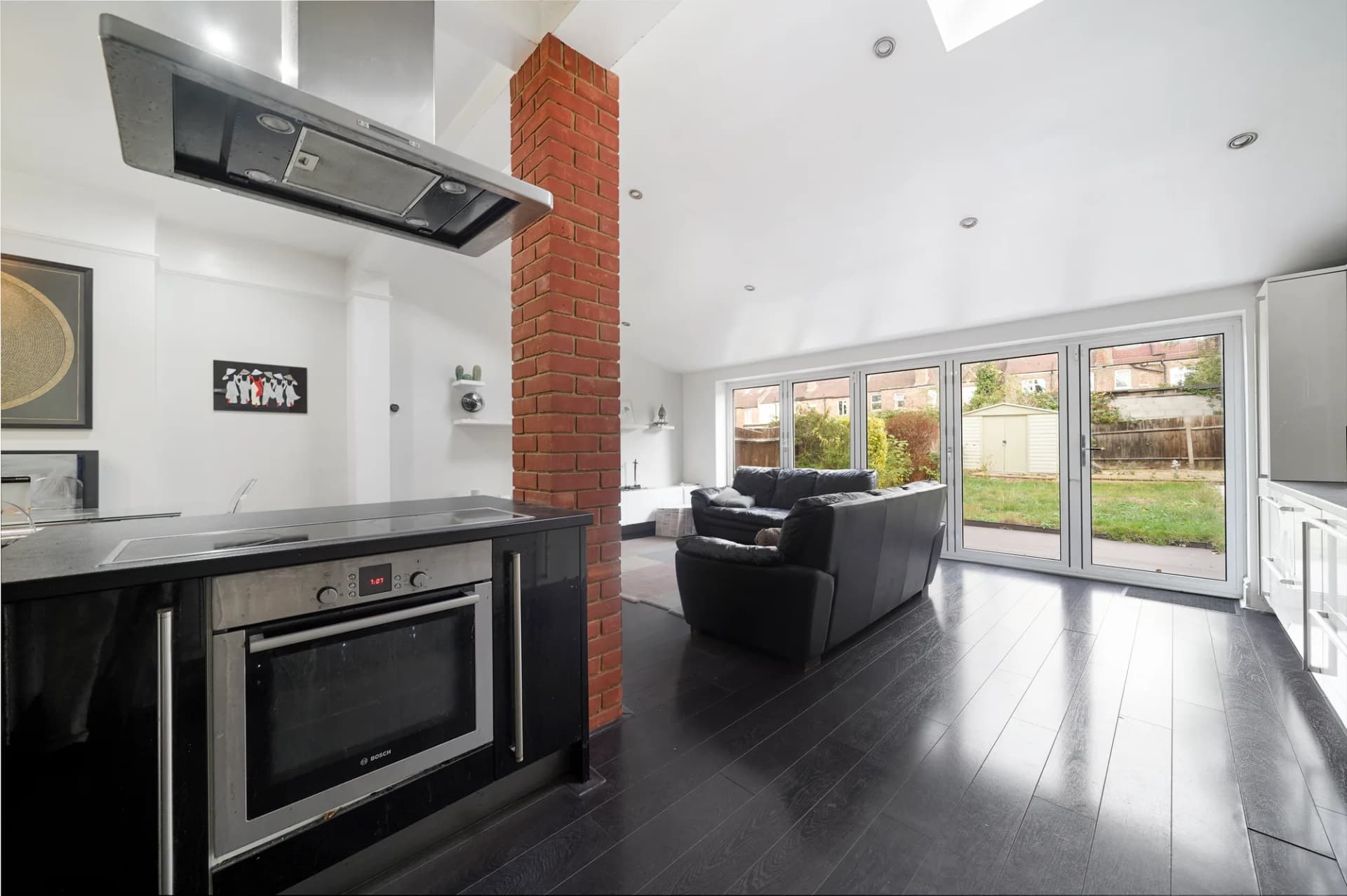 10 Surrey Road Harrow HA1 4NH - 017.jpg