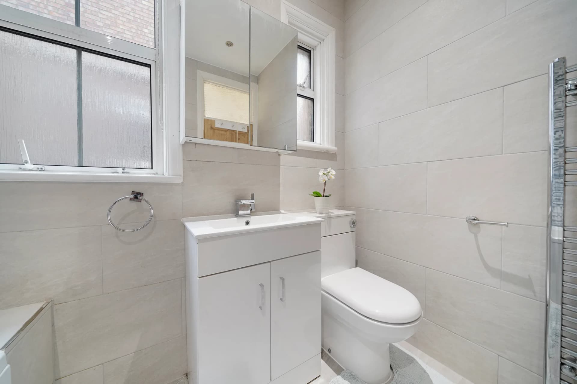 10 Surrey Road Harrow HA1 4NH - 024.jpg