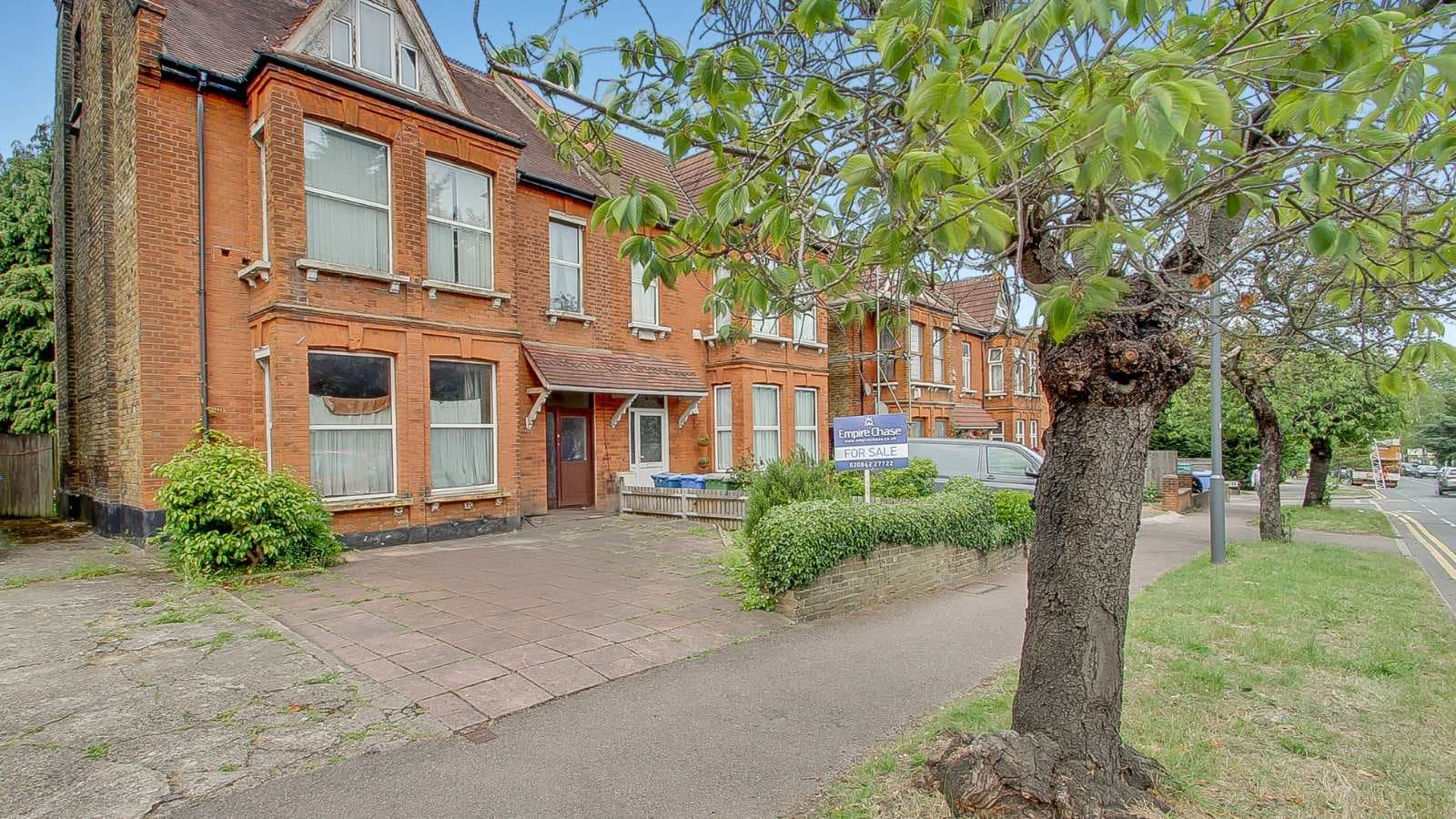 Harrow Fields Gardens, Harrow - Image 20